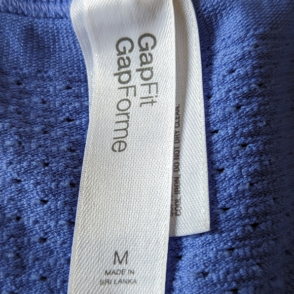 GapFit active wear top - Picture 4 of 5